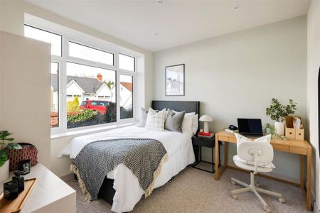 8 bedroom semi-detached house to rent - Photo 5