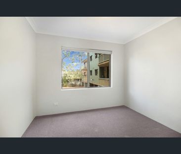 9/14-18 Hindmarsh Avenue, Wollongong, NSW 2500 - Photo 2
