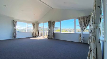 Milford, 5 bedrooms - Photo 2