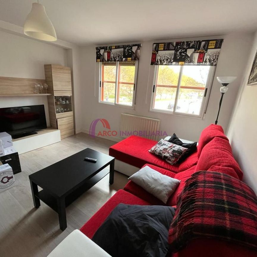 Piso de alquiler en Plaza Maria Cruz Ebro, Plantío - Alcampo - Photo 1