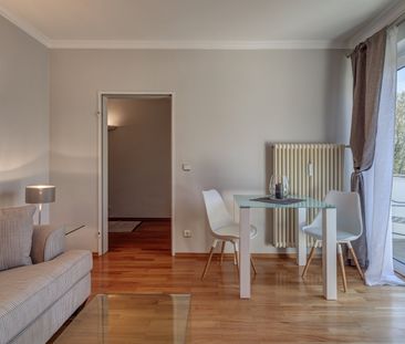 Furnished top floor apartment in Oberföhring - Foto 3