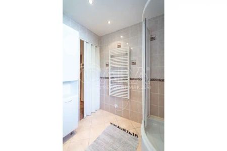 DB 1+1 s balkonem - Neratovice - Photo 5