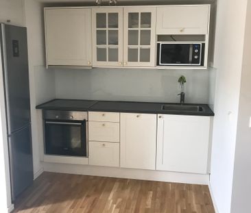 Basgränd, Vällingby - Photo 1