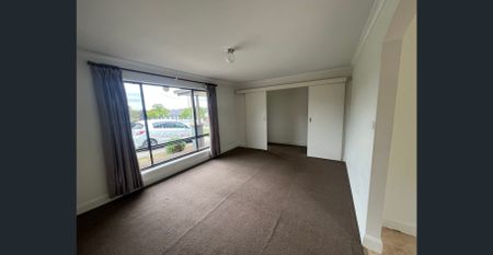 Neat & Tidy Home - Photo 2