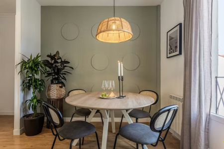 Calle de Sandoval, Madrid, Community of Madrid 28010 - Photo 5