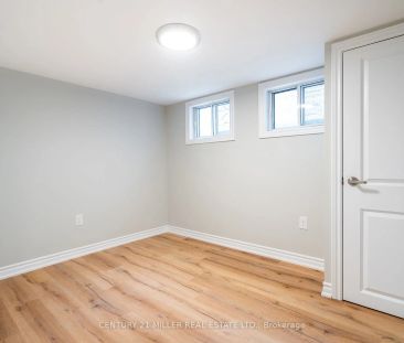 Detached Home For Lease | W9254638 - Photo 3