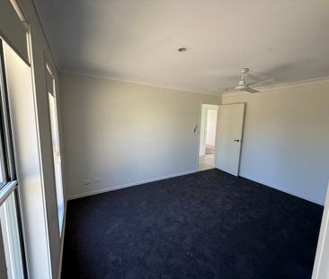 FAMILY HOME IN A QUIET NEIGHBOURHOOD - Photo 3