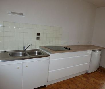 Location Appartement 2 pièces 51m² ANGOULEME 16000 - Photo 4