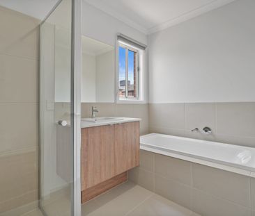 Stunning Home in Warralily - Photo 5