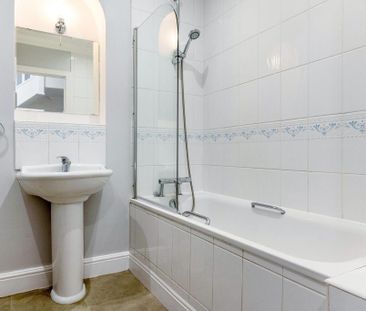 3 bedroom townhouse to rent - Photo 4