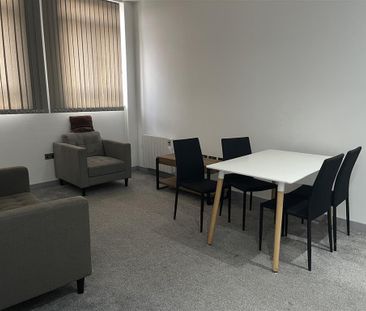 St. Sepulchre Gate, Doncaster - Photo 3