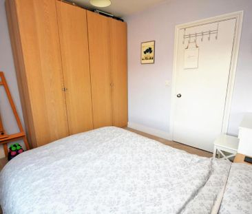 2 bedroom property to rent - Photo 3