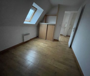 Un appartement à usage d'habitation situé en plein centre-ville de ... - Photo 2