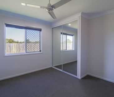 FAMILY HOME IN SOUGHT AFTER LOCATION - MOVE IN READY - Photo 2