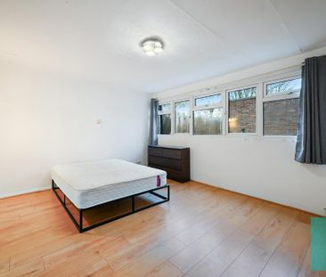 4 bedroom terraced house to rent - Photo 4