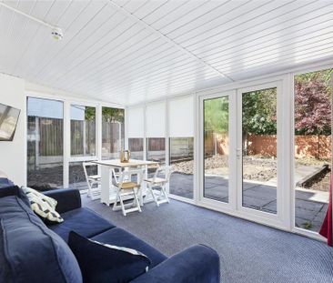 1 bedroom in a house share to rent - Photo 3