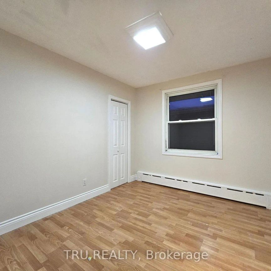 1 - 205 LAVERGNE STREET - Photo 1