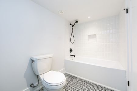 For Lease - 103 Malvern Avenue Unit# 1, Toronto, Ontario - Photo 4