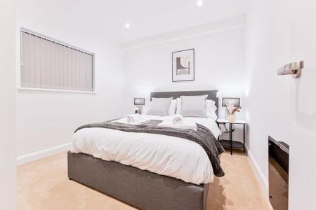 2 bedroom serviced apartment to rent - Photo 3