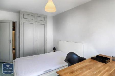 Appartement à louer 4 pièces 74.35m² - Photo 2