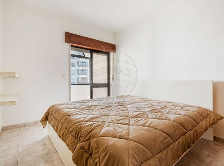 Lisboa, Lisbon 2725-079 - Photo 5