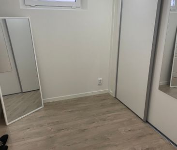 Skattegårdsvägen, Vällingby - Foto 1