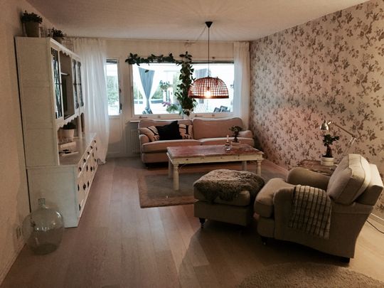 Gamla vägen, Örebro - Photo 1