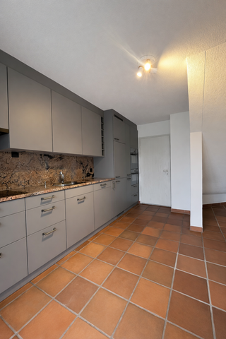 Moderne 5.5-Zimmer-Maisonette-Wohnung in ruhiger Lage im Hirzel ZH - Photo 3
