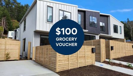 Modern & Low-Maintenance 3-Bedroom Townhouse in Stokes Valley - Photo 4