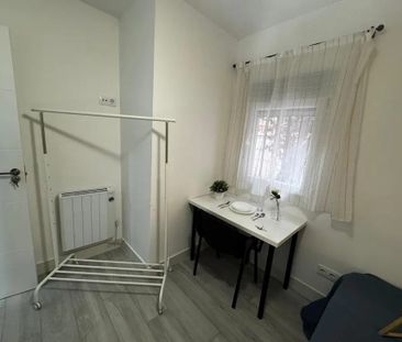 Calle Alhelí, Getafe, Community of Madrid 28903 - Photo 1