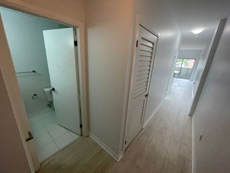 For Lease - 408 Browns Line Unit# 109, Toronto, Ontario - Photo 2