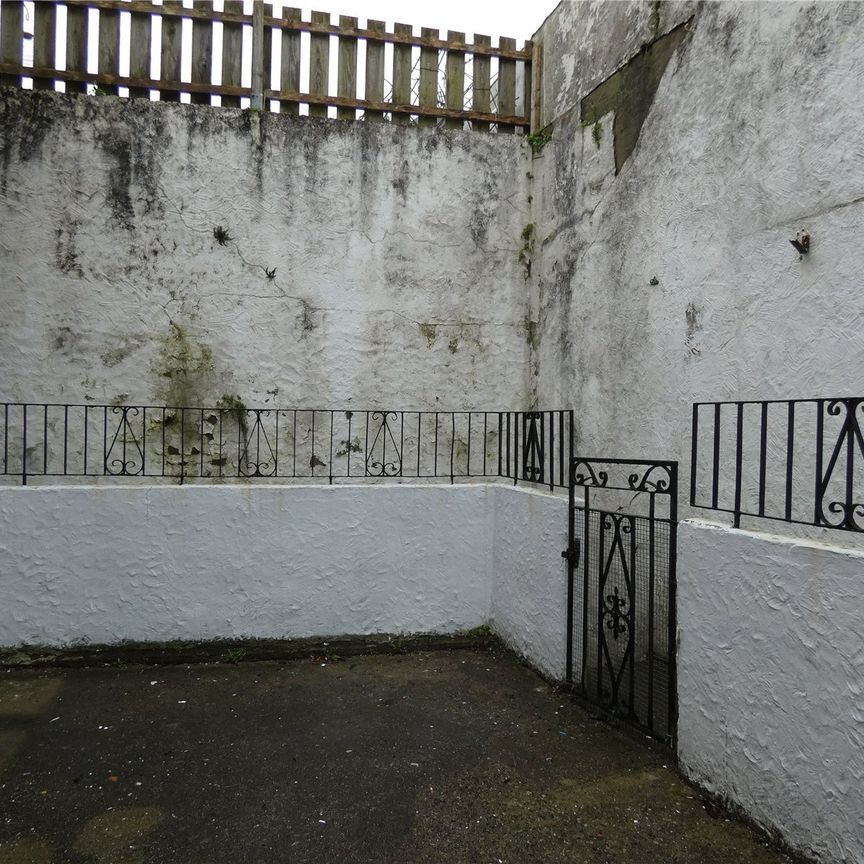 South Penrallt, Caernarfon, Gwynedd, LL55 - Photo 1