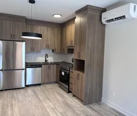 1 room apartment of 101m² in Gatineau - Photo 1