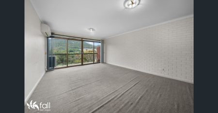 Modern Living in the Heart of South Hobart - Photo 2