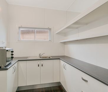 Newly Renovated One Bedroom Unit in the Heart of Kingscliff - Water... - Photo 2