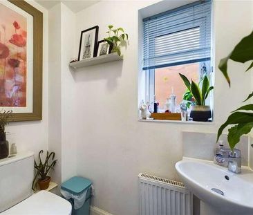 Woodlands View, Newbury, Berkshire, RG14 - Photo 2