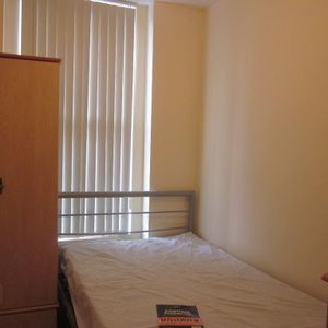 Unit 1, 115 Fitzroy Avenue, Belfast, BT7 1HU - Photo 2