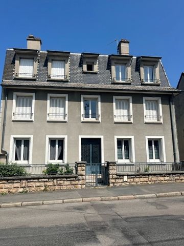 Dans belle maison, joli T1 entièrement rénové - Photo 5