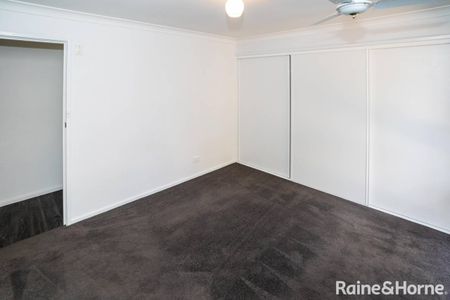 Renovated Lake Albert Gem - Photo 4