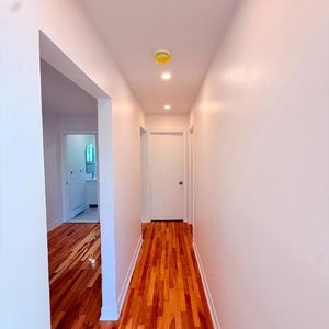 Superbe 5½ moderne à Montréal-Nord – Aire ouverte, îlot central, thermopompe - Photo 2