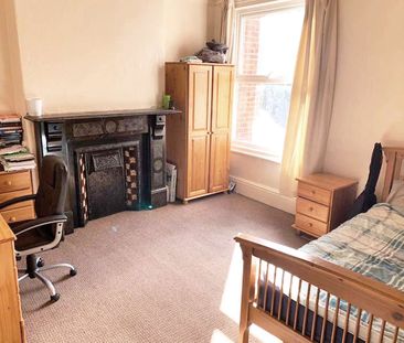 Large and bright spacious house share Room 4 - Photo 6