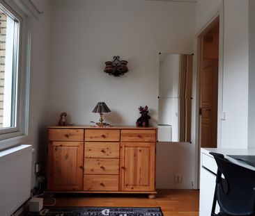 Ålyckevägen, Segeltorp - Photo 2