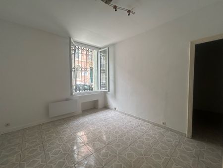 Location Appartement 2 pièces 38m² NARBONNE 11100 - Photo 5