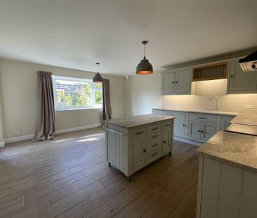 3 bedroom link detached house to rent - Photo 5