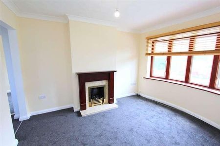 Baardwyk Avenue, Canvey Island, Essex, SS8 - Photo 2