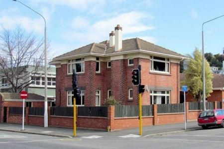 6 Bedroom Flat in the Heart of the Uni Area - Photo 2