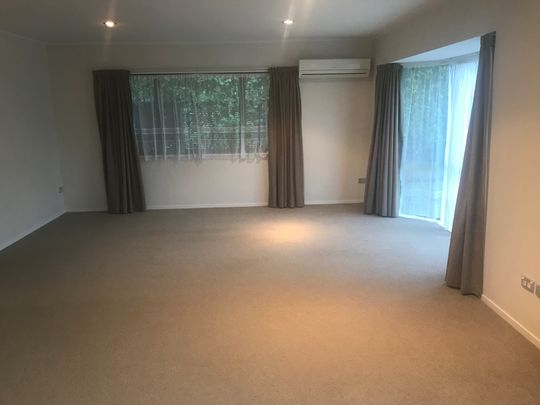 33 The Glade South, Pukekohe - Photo 1