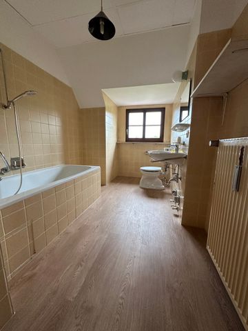 Zentrumsnahe ein Zimmer Wohnung mit geräumiger Wohnküche - Photo 4