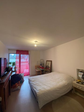 Location Appartement 2 pièces 70m² - Photo 2