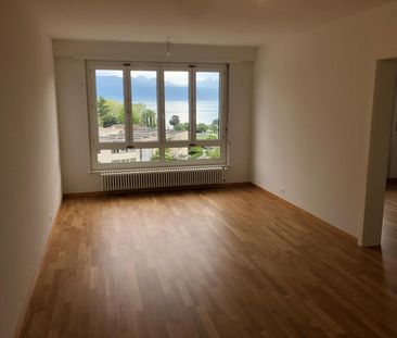 Bel appartement de 5 pièces au 2ème étage, sans ascenseur. - Photo 1